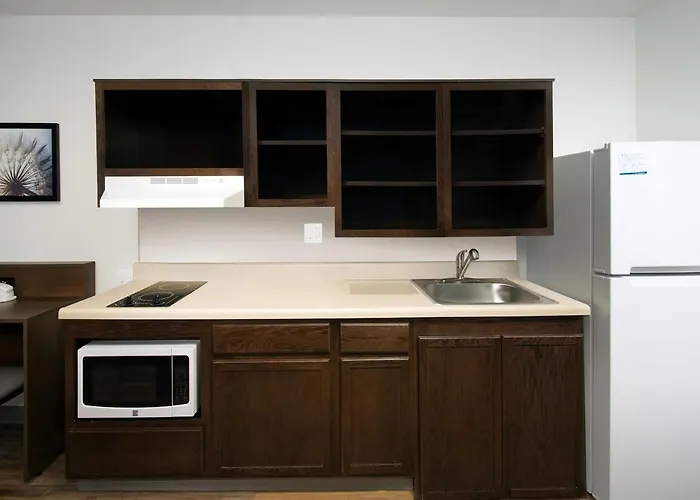 Woodspring North Near Ndsu Hotel 4*